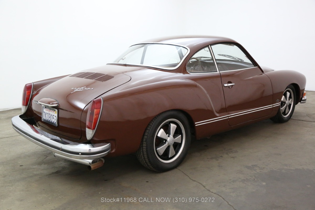 Volkswagen Karmann Ghia Beverly Hills Car Club