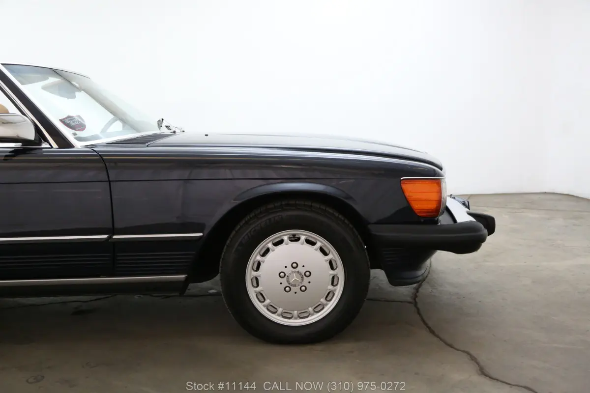 1989 Mercedes-Benz 560SL | Beverly Hills Car Club