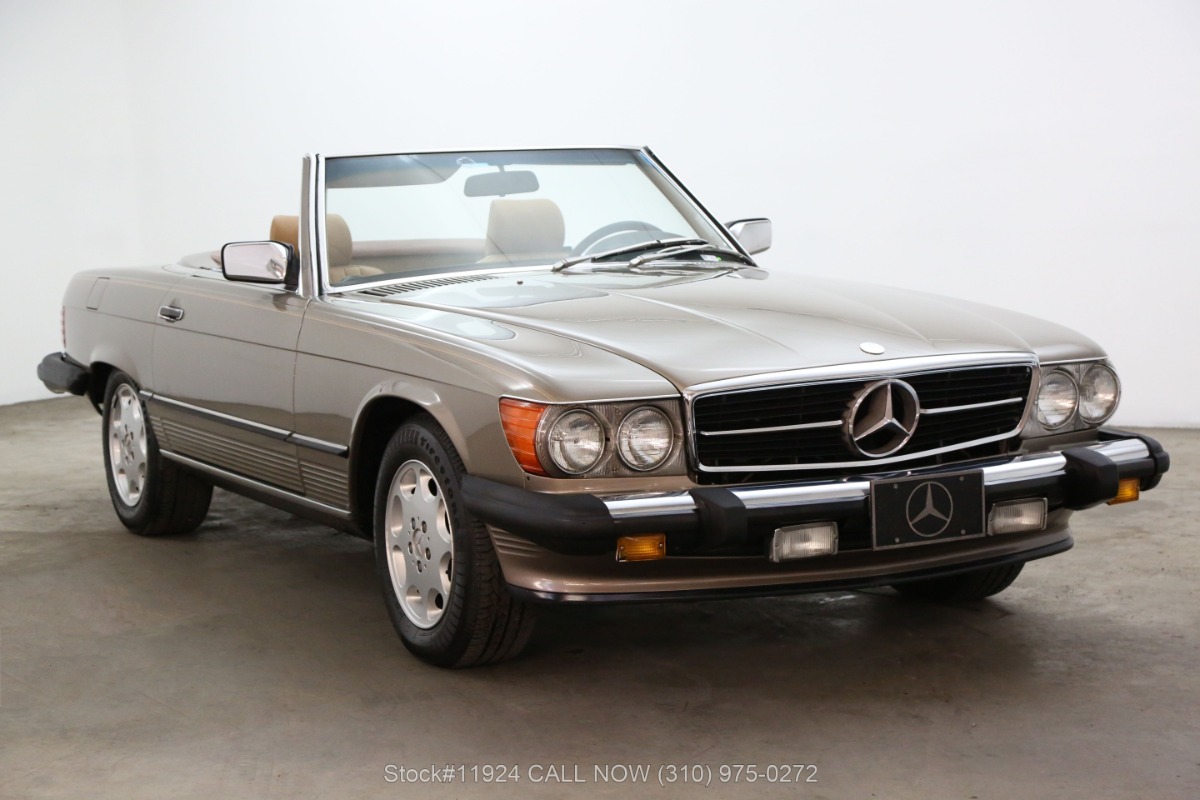 1988 Mercedes-benz 560sl | Beverly Hills Car Club