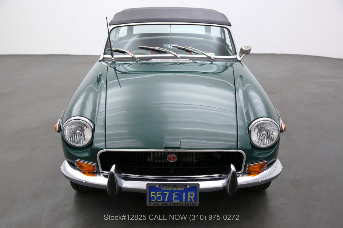 1971 MG B Roadster | Beverly Hills Car Club