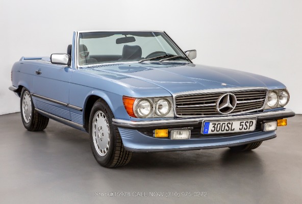 1986 Mercedes-Benz 300SL 5-Speed | Beverly Hills Car Club