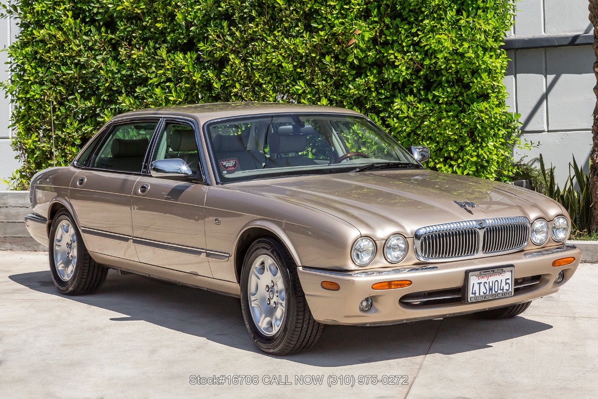 2001 Jaguar Vanden Plas | Beverly Hills Car Club