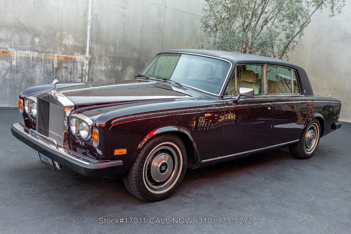 Roarington Metaland: Rolls Royce Silver Wraith II