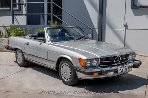 1988 Mercedes-Benz 560SL | Beverly Hills Car Club