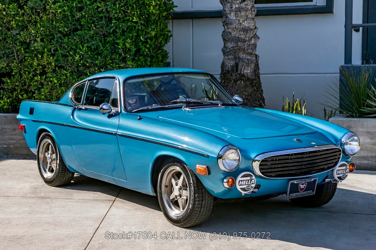 1971 Volvo P1800 