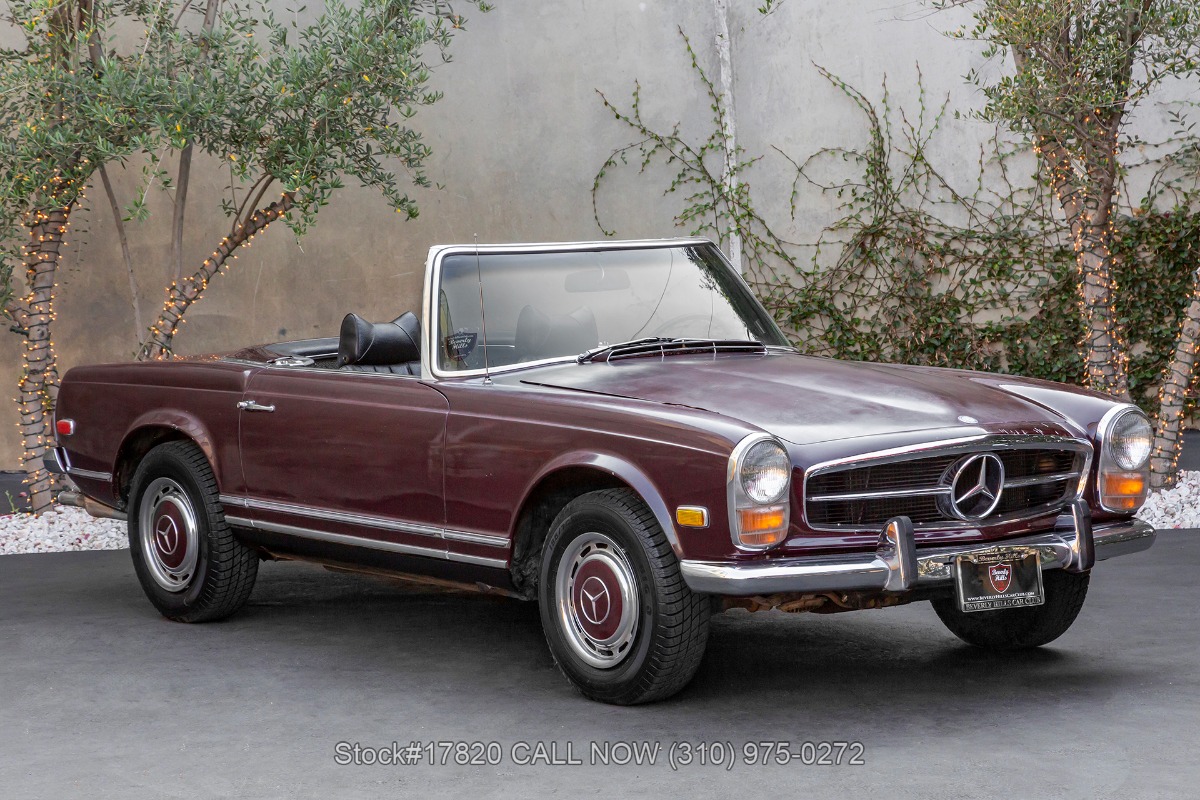 1969 Mercedes-Benz 280SL 