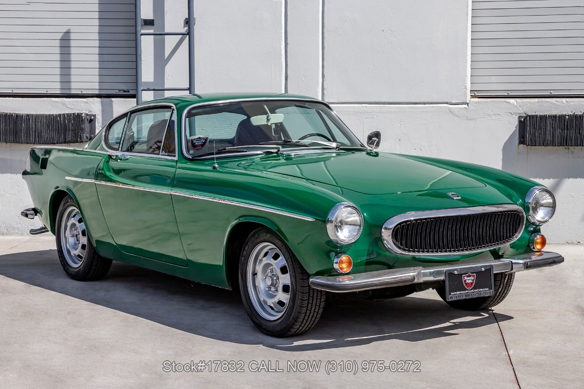 1972 Volvo P1800E 