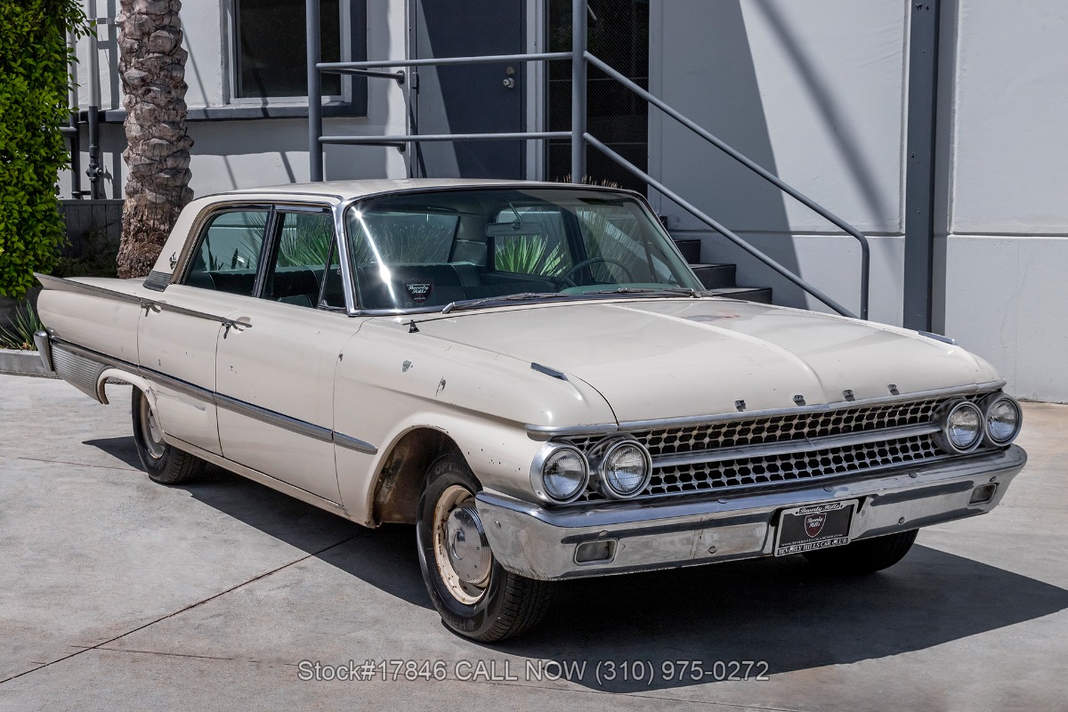 1961 Ford Galaxie 