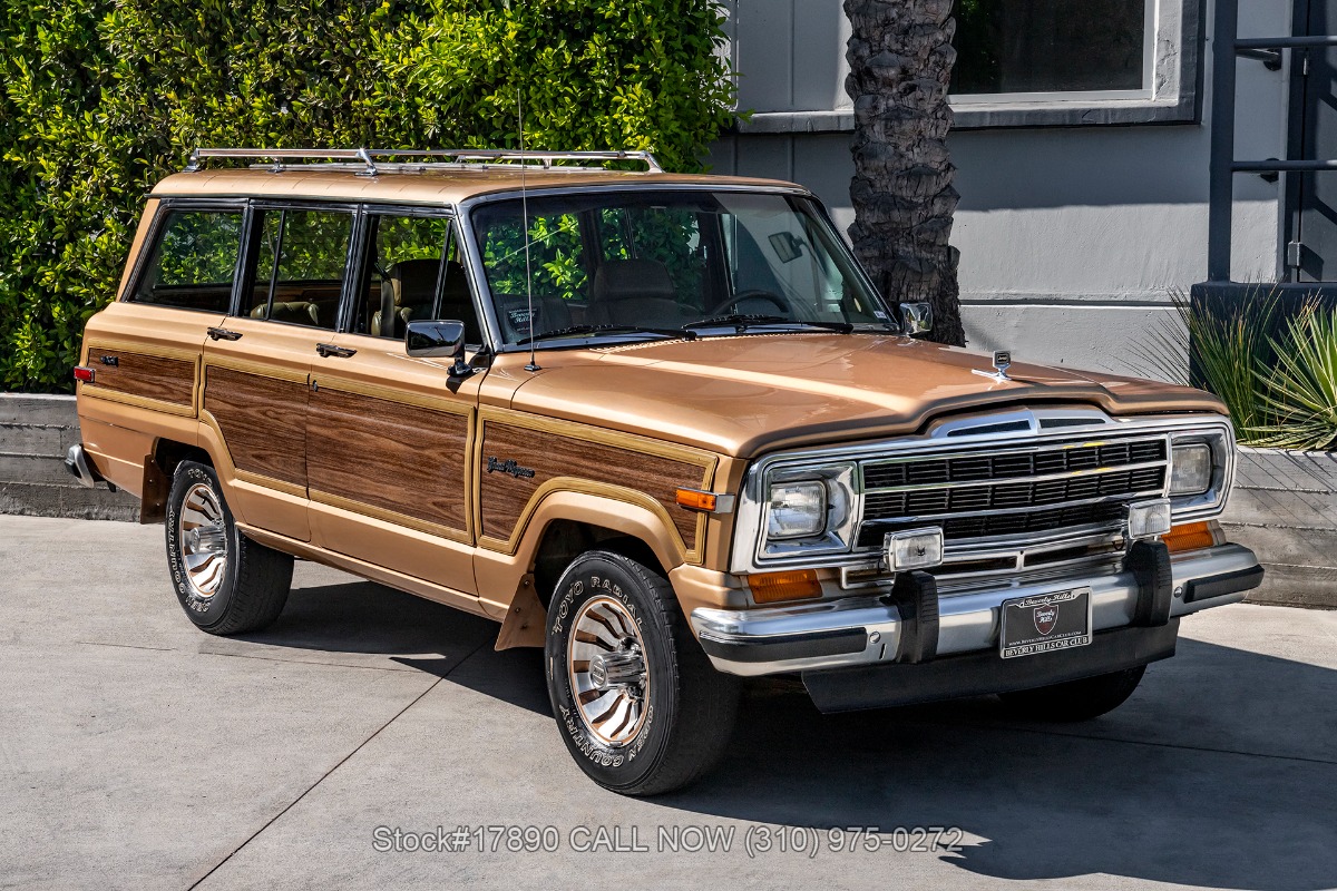 1987 Jeep Grand Wagoneer 