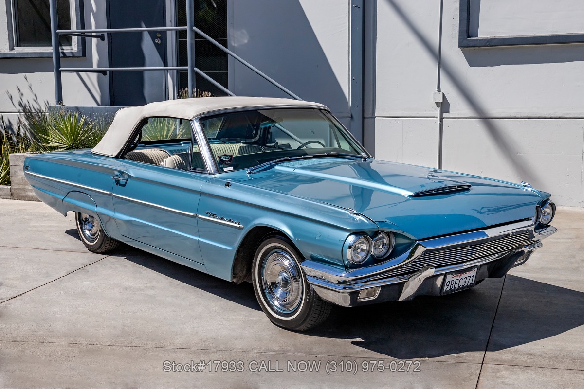 1964 Ford Thunderbird 