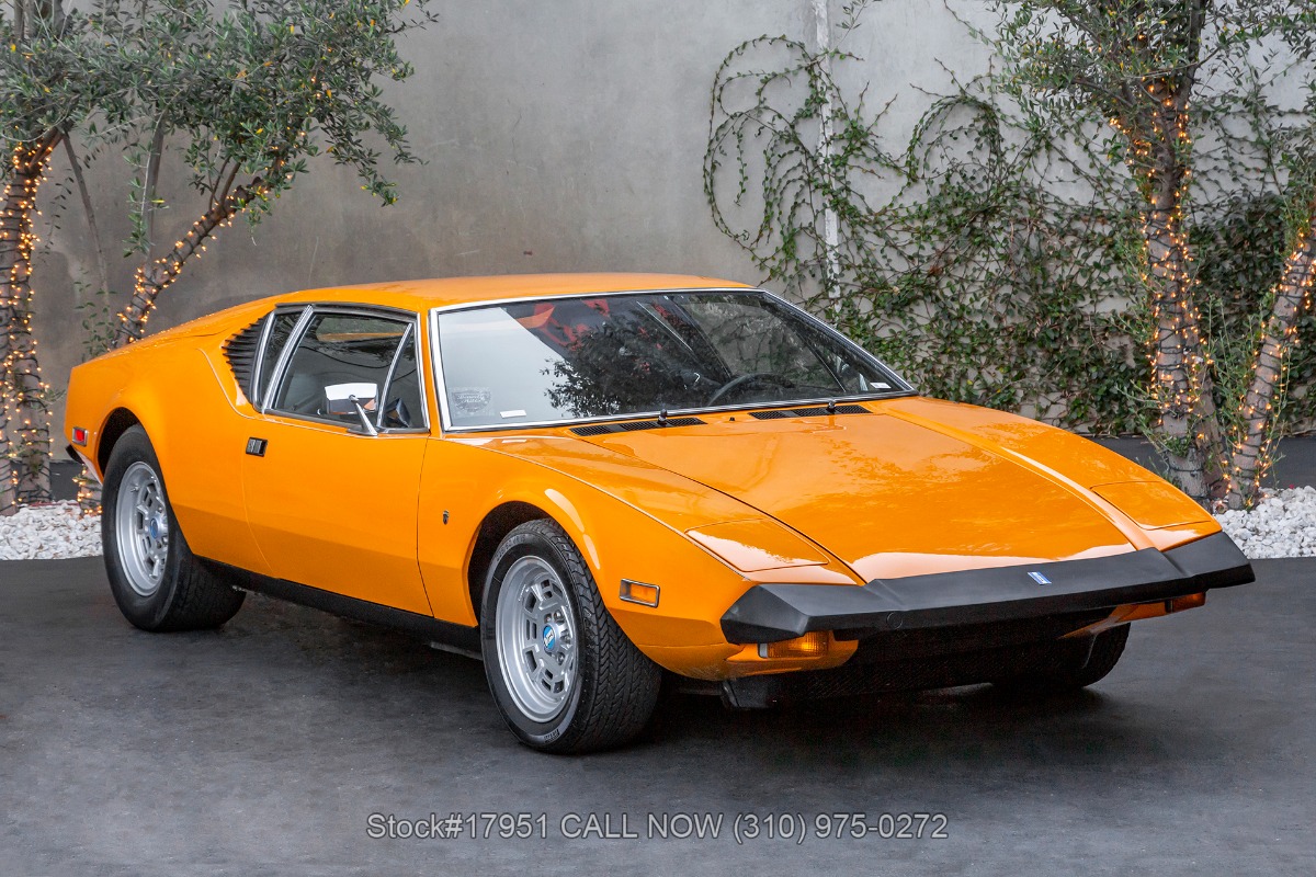 1974 DeTomaso Pantera 