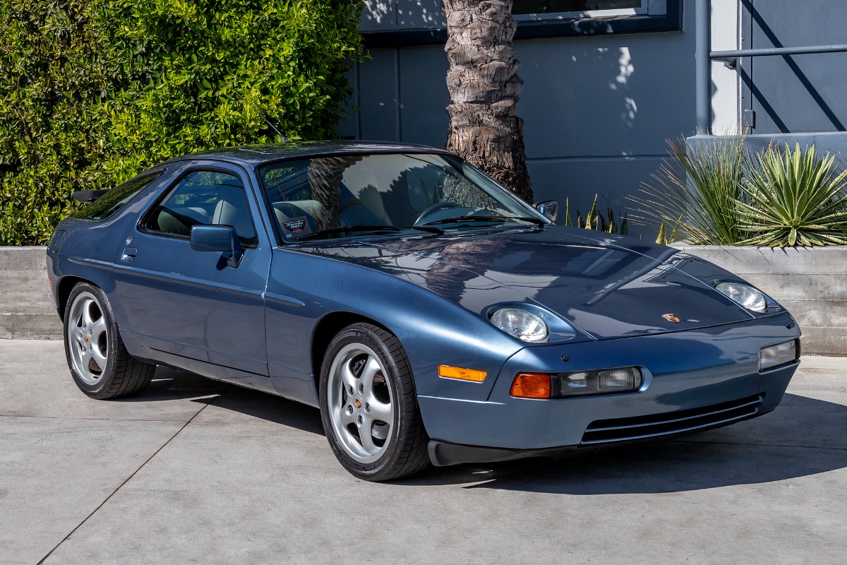 1989 Porsche 928 S4 