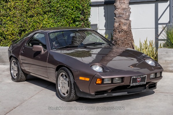 1984 Porsche 928 null photo 11