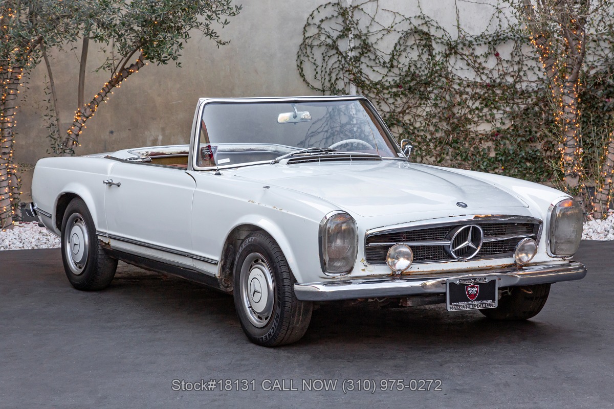 1967 Mercedes-Benz 230SL 