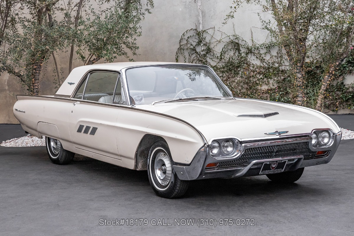 1963 Ford Thunderbird 