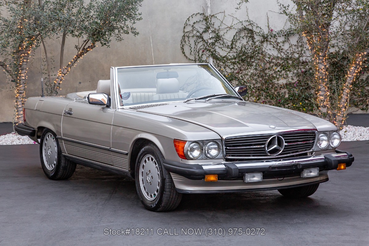 1987 Mercedes-Benz 560SL 