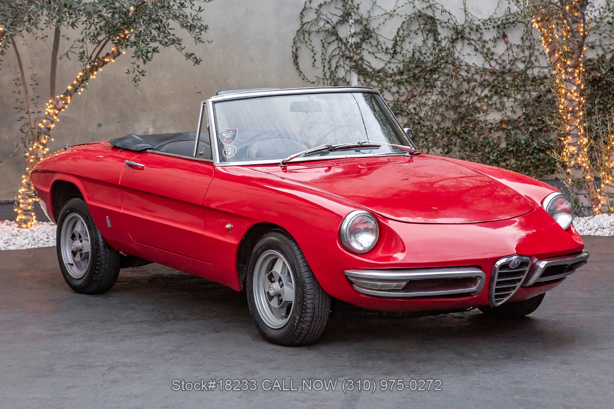 1969 Alfa Romeo 1750 Spider Veloce 