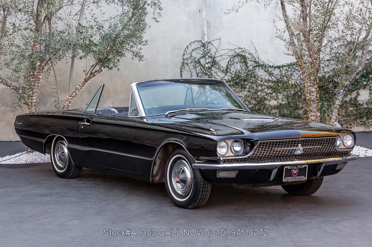 1966 Ford Thunderbird 