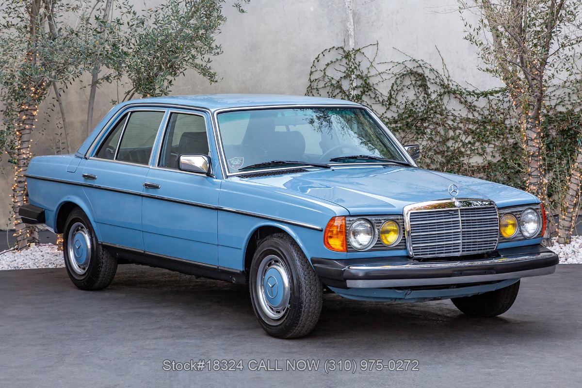 1981 Mercedes-Benz 240D 