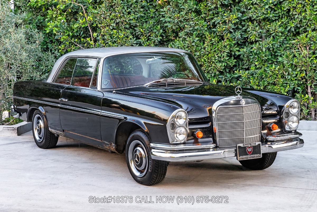 1966 Mercedes-Benz 250SE 