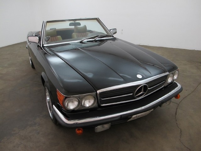 1975 Mercedes-Benz 450SL | Beverly Hills Car Club