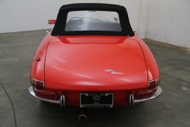 1966 Alfa Romeo Giulia Duetto Spider | Beverly Hills Car Club