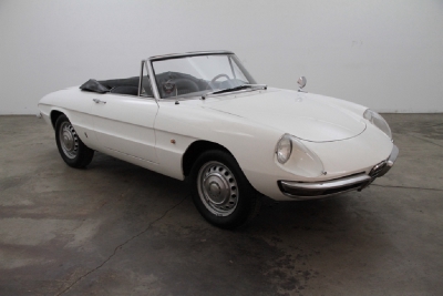 1967 Alfa Romeo Giulia Spider Duetto | Beverly Hills Car Club