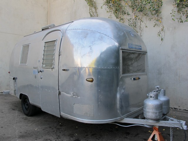 1964 Airstream Bambi, with a kitchen, 3 stovetop burners and bathroom 