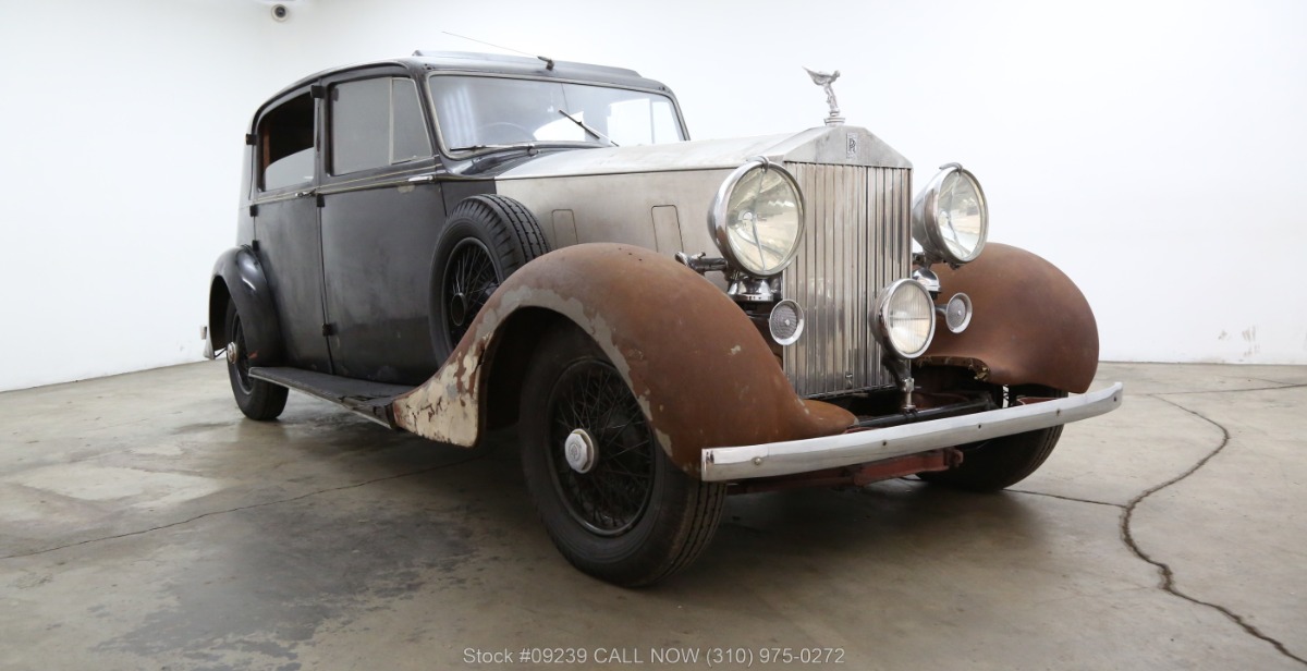 Rolls Royce Wraith 1938 Bordeaux  Vintage Cars Boutique