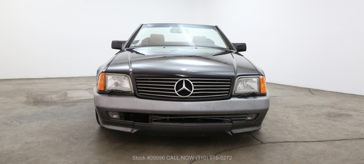 1992 Mercedes-Benz SL300 | Beverly Hills Car Club